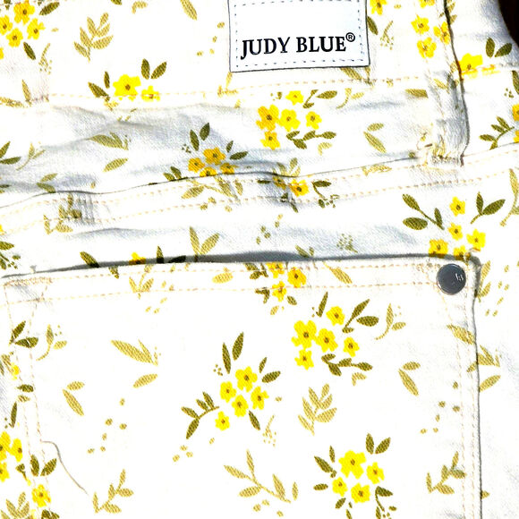 Judy Blue Women’s Daisy Print Ankle Skinny Fit Jeans, Size 15 (32) - Picture 7 of 8